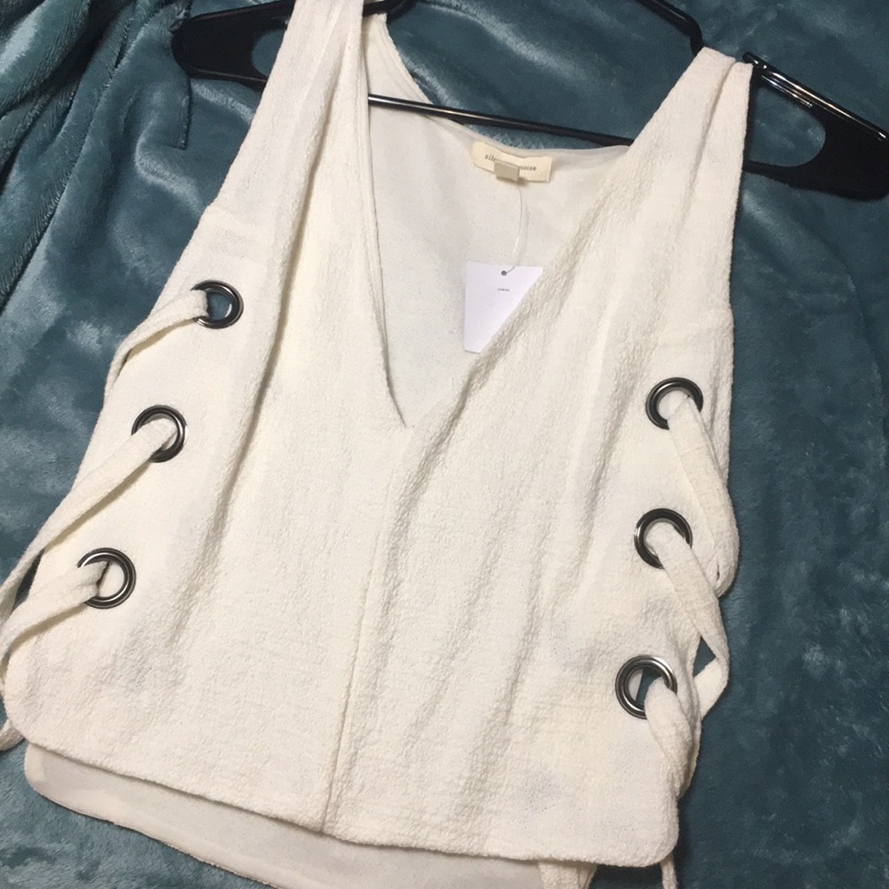 cute tank top!